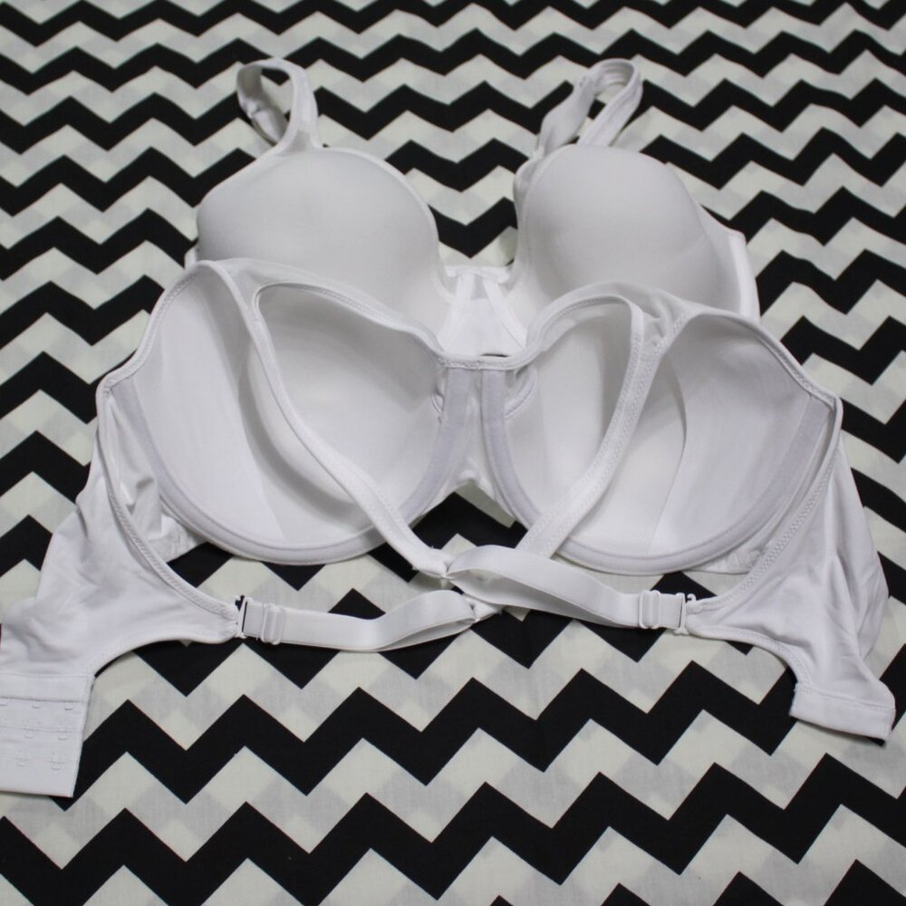 Bali One Smooth U Ultra Light Underwire Bras (2 Bras)---Size: 34D - Picture 6 of 9